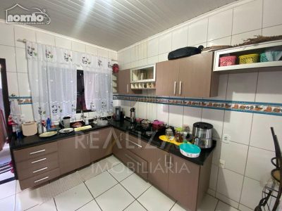 Casa, 5 quartos, 155 m² - Foto 2