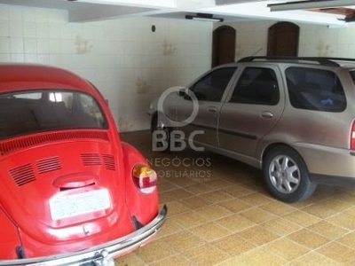 Casa, 3 quartos, 242 m² - Foto 2
