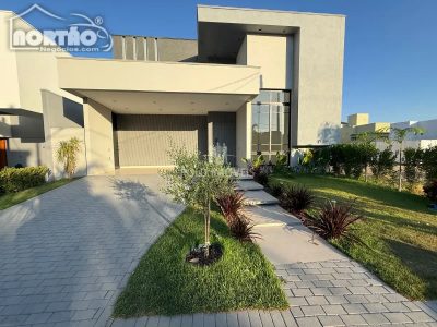 Casa, 4 quartos, 186 m² - Foto 1