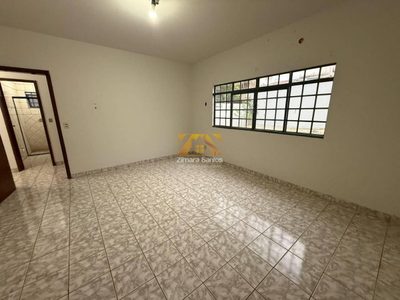 Casa, 2 quartos, 360 m² - Foto 2
