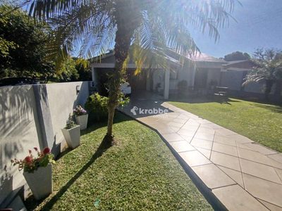 Casa, 5 quartos, 270 m² - Foto 3