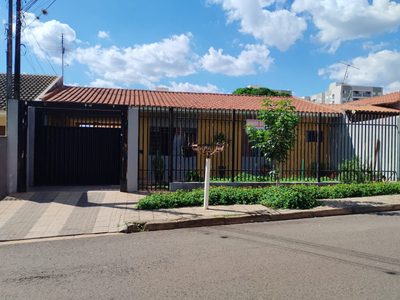 Casa, 2 quartos, 250 m² - Foto 1