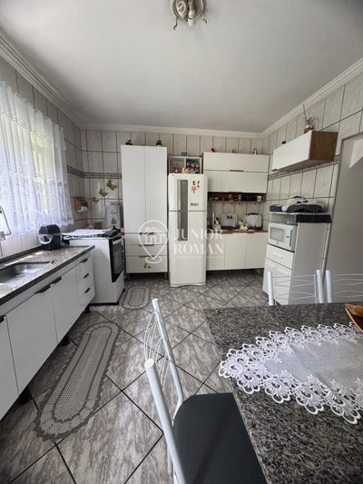 Casa, 5 quartos, 308 m² - Foto 2