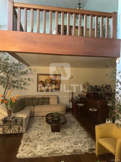 Casa, 4 quartos, 673 m² - Foto 1