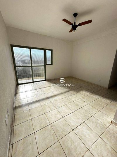 Apartamento, 3 quartos, 100 m² - Foto 3