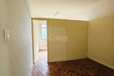 Apartamento, 1 quarto, 30 m² - Foto 2