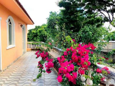 Casa, 4 quartos, 200 m² - Foto 1