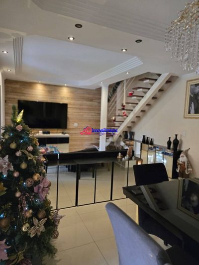 Sobrado, 4 quartos, 420 m² - Foto 1