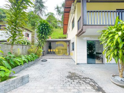 Casa, 5 quartos, 180 m² - Foto 2