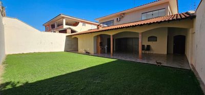 Casa, 4 quartos, 478 m² - Foto 1