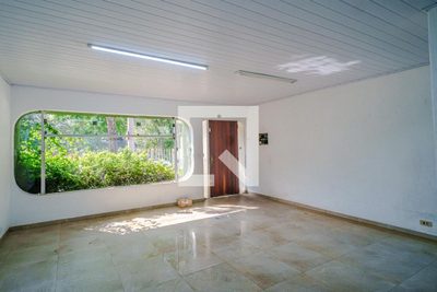Casa, 4 quartos, 141 m² - Foto 1