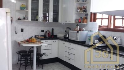 Sobrado, 3 quartos, 220 m² - Foto 1