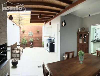 Casa, 5 quartos, 150 m² - Foto 3