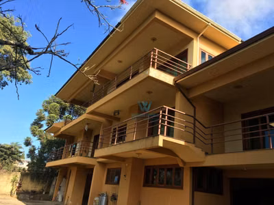 Chácara, 3 quartos, 2814 m² - Foto 1