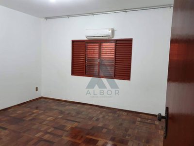 Casa, 3 quartos, 226 m² - Foto 4