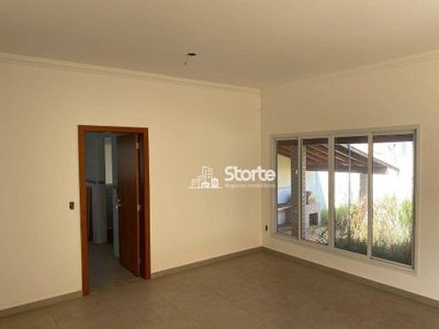 Casa, 4 quartos, 270 m² - Foto 2