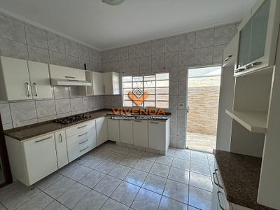 Casa, 2 quartos, 83 m² - Foto 1