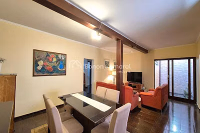 Casa, 4 quartos, 228 m² - Foto 1