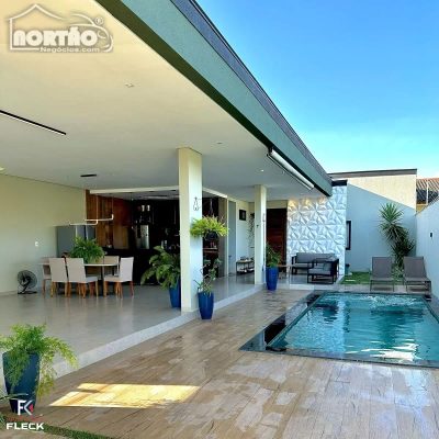 Casa, 1 quarto, 146 m² - Foto 2