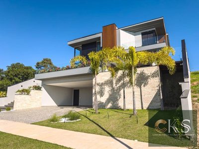 Sobrado, 4 quartos, 549 m² - Foto 1