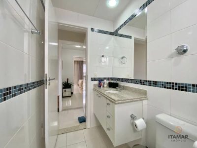 Cobertura, 3 quartos, 259 m² - Foto 4