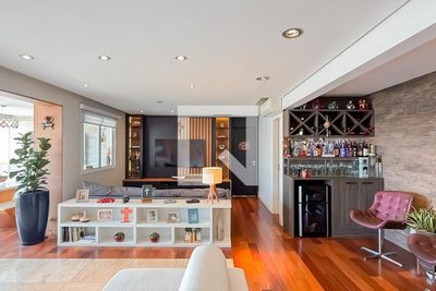 Apartamento, 3 quartos, 140 m² - Foto 1