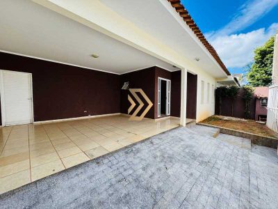 Casa, 4 quartos, 222 m² - Foto 1