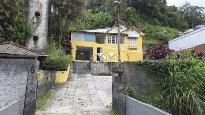 Casa, 3 quartos, 180 m² - Foto 1