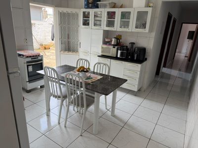 Casa, 3 quartos, 236 m² - Foto 4