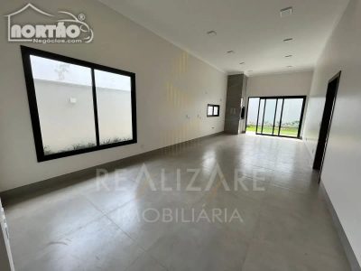 Casa, 4 quartos, 171 m² - Foto 2
