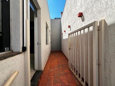 Casa, 1 quarto, 214 m² - Foto 4