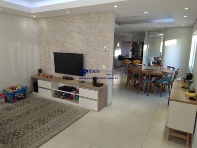Sobrado, 3 quartos, 250 m² - Foto 1
