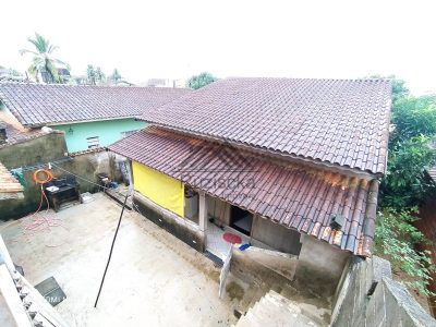 Casa, 4 quartos, 140 m² - Foto 1
