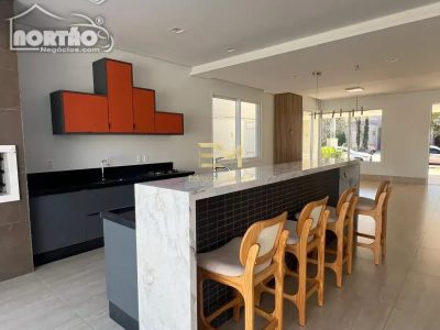 Casa, 1 quarto, 197 m² - Foto 2
