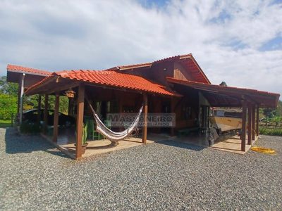 Chácara, 3 quartos, 1496 m² - Foto 3