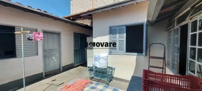 Casa, 3 quartos, 213 m² - Foto 2