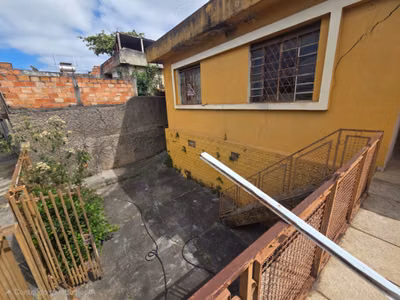 Casa, 3 quartos, 211 m² - Foto 1