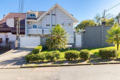 Casa, 4 quartos, 221 m² - Foto 1