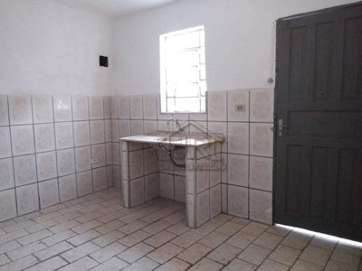 Casa, 1 quarto, 36 m² - Foto 1