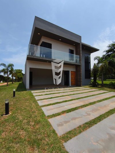 Casa, 2 quartos, 560 m² - Foto 1