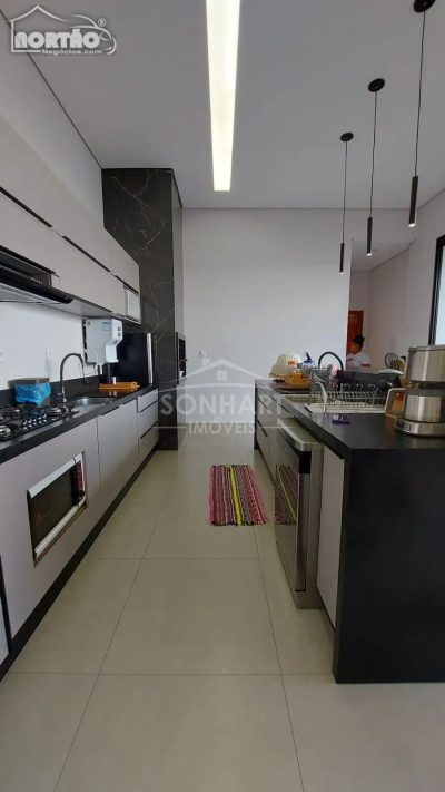 Casa, 1 quarto, 179 m² - Foto 5