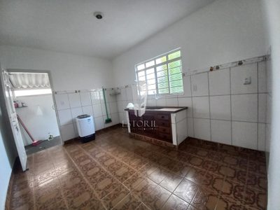 Casa, 2 quartos, 200 m² - Foto 4