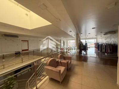 Loja-Salão, 636 m² - Foto 1