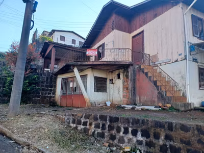 Casa, 3 quartos, 233 m² - Foto 1