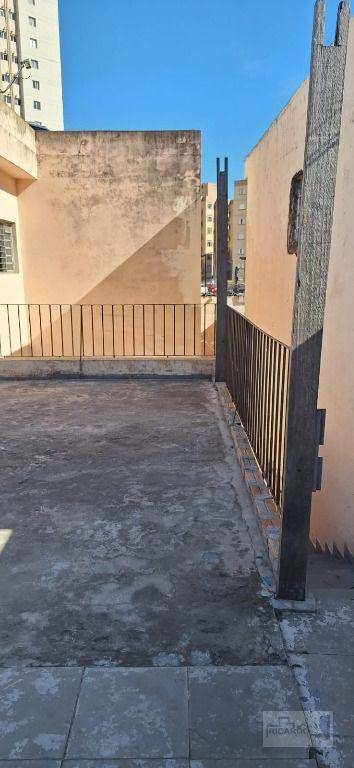 Casa, 3 quartos, 210 m² - Foto 2