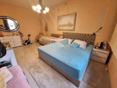 Apartamento, 3 quartos, 180 m² - Foto 1