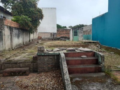 Terreno, 243 m² - Foto 2