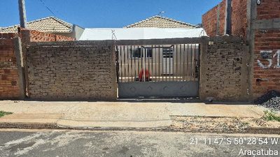 Casa, 2 quartos, 160 m² - Foto 1