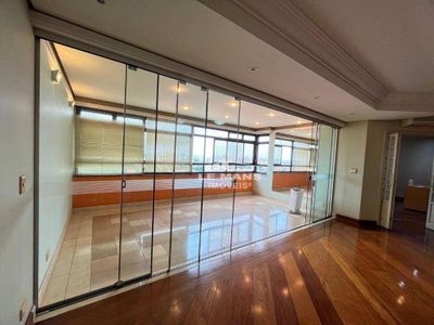 Apartamento, 3 quartos, 218 m² - Foto 2