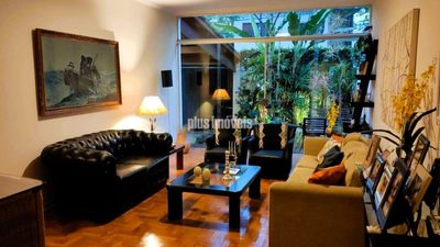 Casa, 3 quartos, 220 m² - Foto 1
